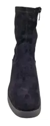Czarny