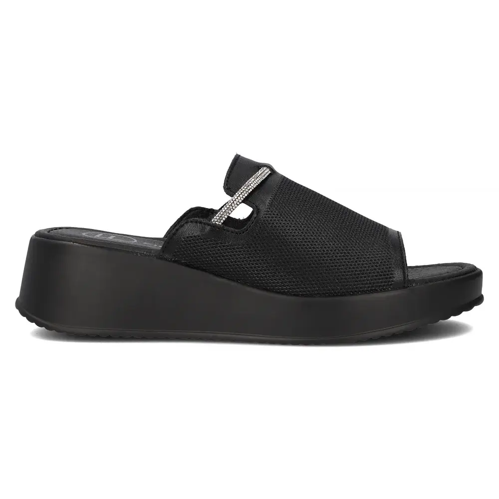 Skórzane klapki FILIPPO DK6067/24 - zdjęcie 11